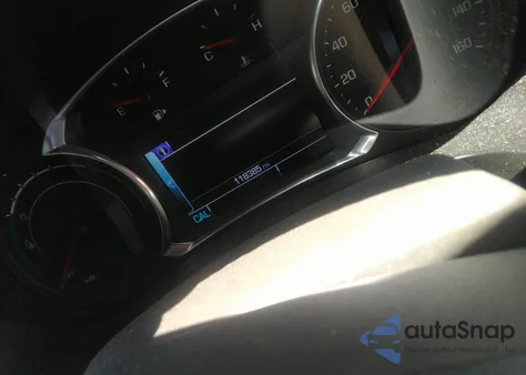 2017 Chevrolet Malibu Hybrid z USA, uszkodzony, nr VIN 1G1ZJ5SU3HF264882